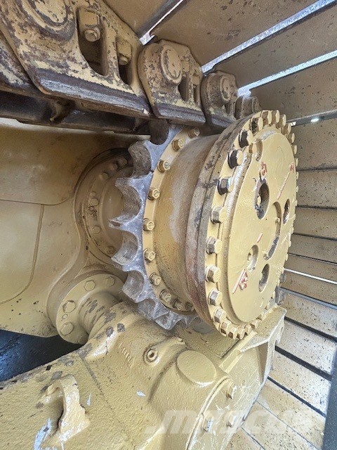 CAT D 6 T LGP Bulldozer på larvebånd