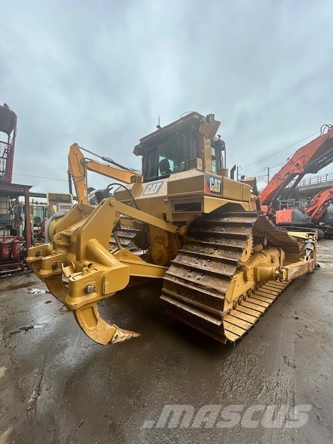 CAT D 6 T LGP Bulldozer på larvebånd