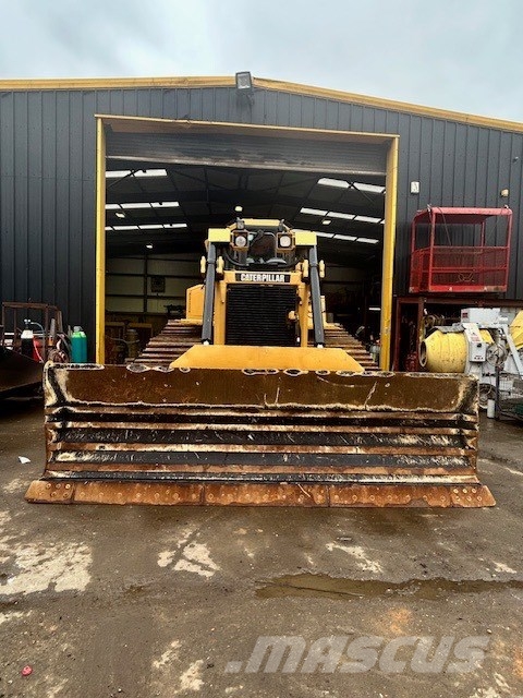 CAT D 6 T LGP Bulldozer på larvebånd