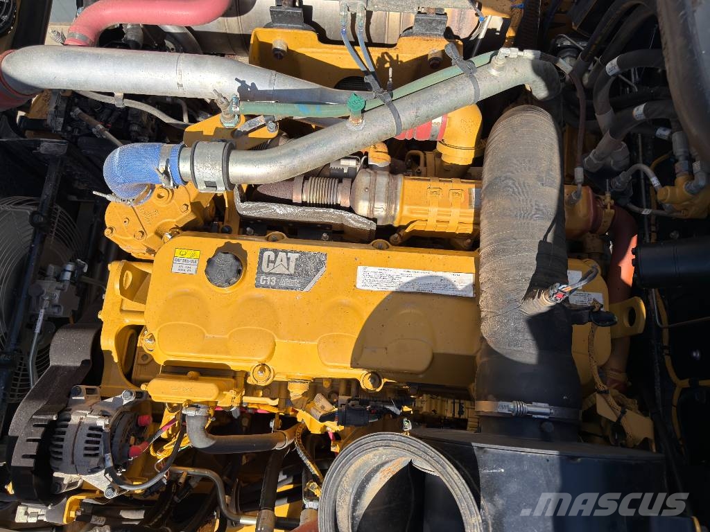 CAT 730C2 Шарнирно-сочленённые самосвалы