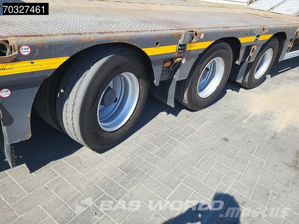 Faymonville 0B2A0 Steering Axle Ramps نصف مقطورة مسطحة منخفضة