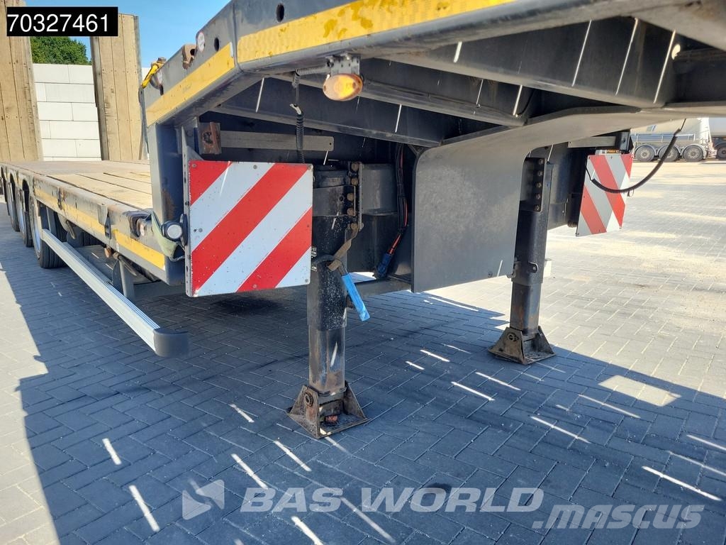 Faymonville 0B2A0 Steering Axle Ramps نصف مقطورة مسطحة منخفضة