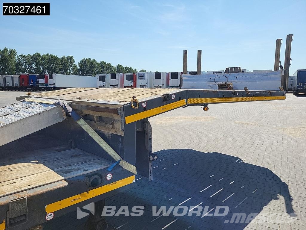 Faymonville 0B2A0 Steering Axle Ramps نصف مقطورة مسطحة منخفضة
