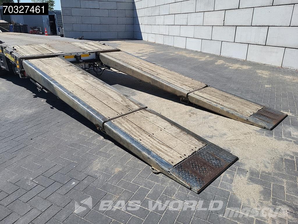 Faymonville 0B2A0 Steering Axle Ramps نصف مقطورة مسطحة منخفضة
