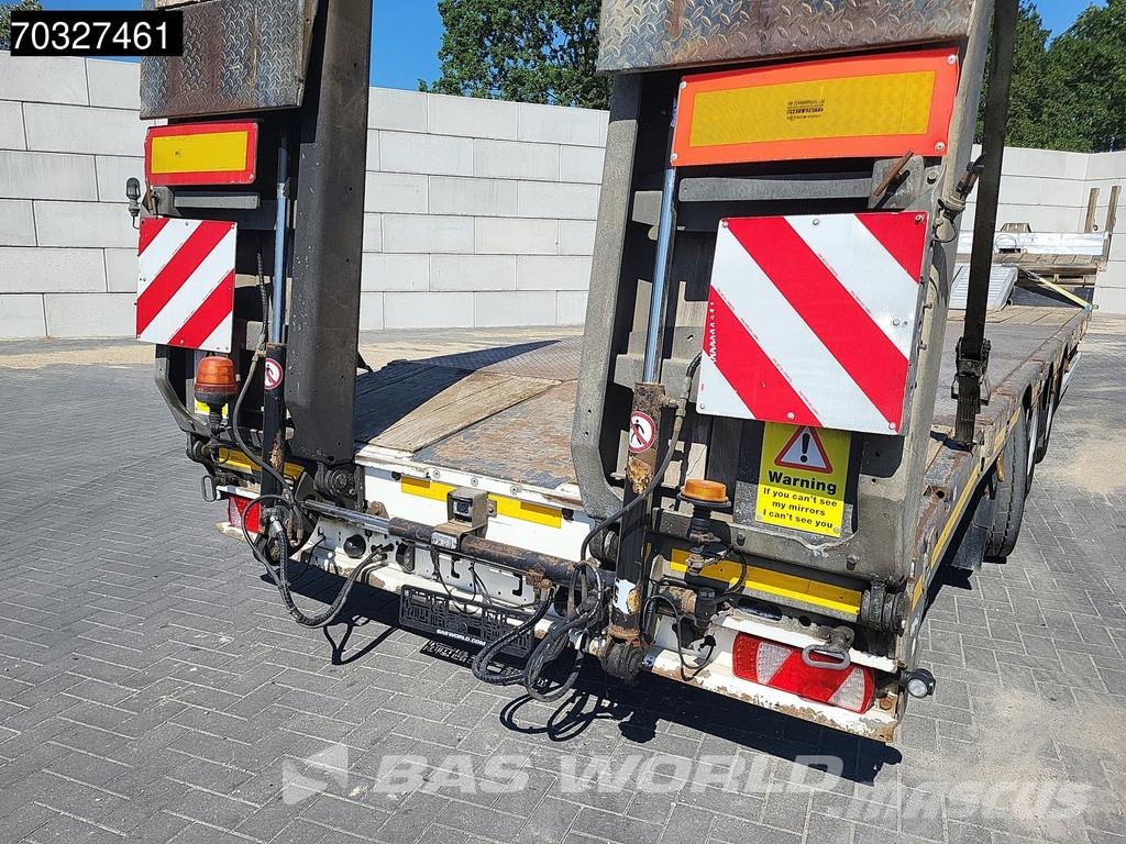 Faymonville 0B2A0 Steering Axle Ramps نصف مقطورة مسطحة منخفضة