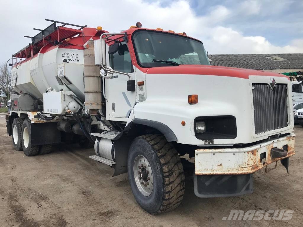 International PayStar 5600 i Tankerli kamyonlar