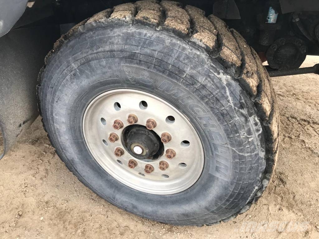International PayStar 5600 i Tankerli kamyonlar