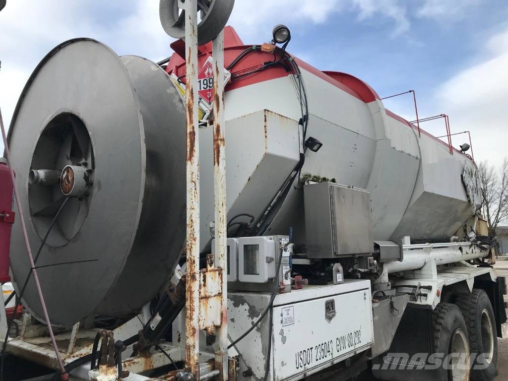 International PayStar 5600 i Tankerli kamyonlar