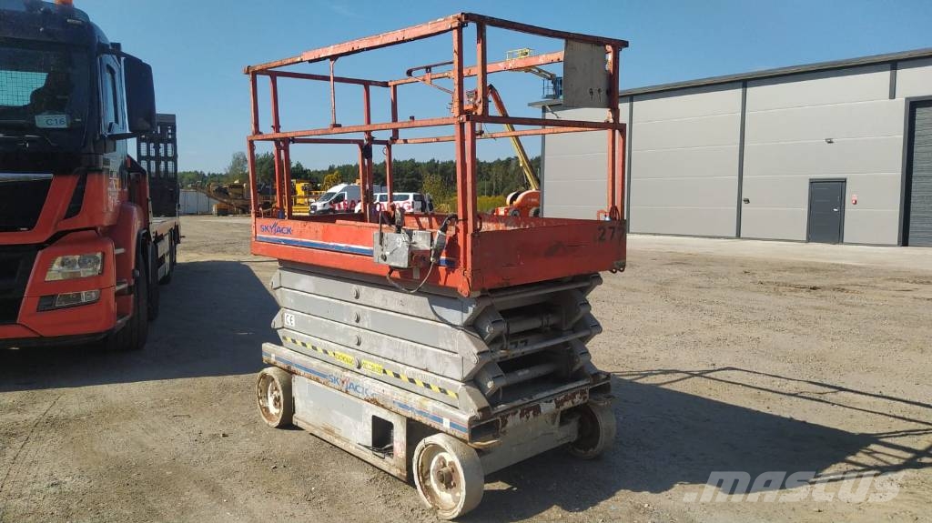 SkyJack SJ 4632 Scheren-Arbeitsbühnen