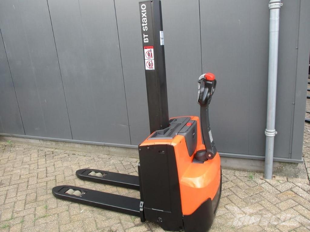 Toyota SWE 080L Штабелери
