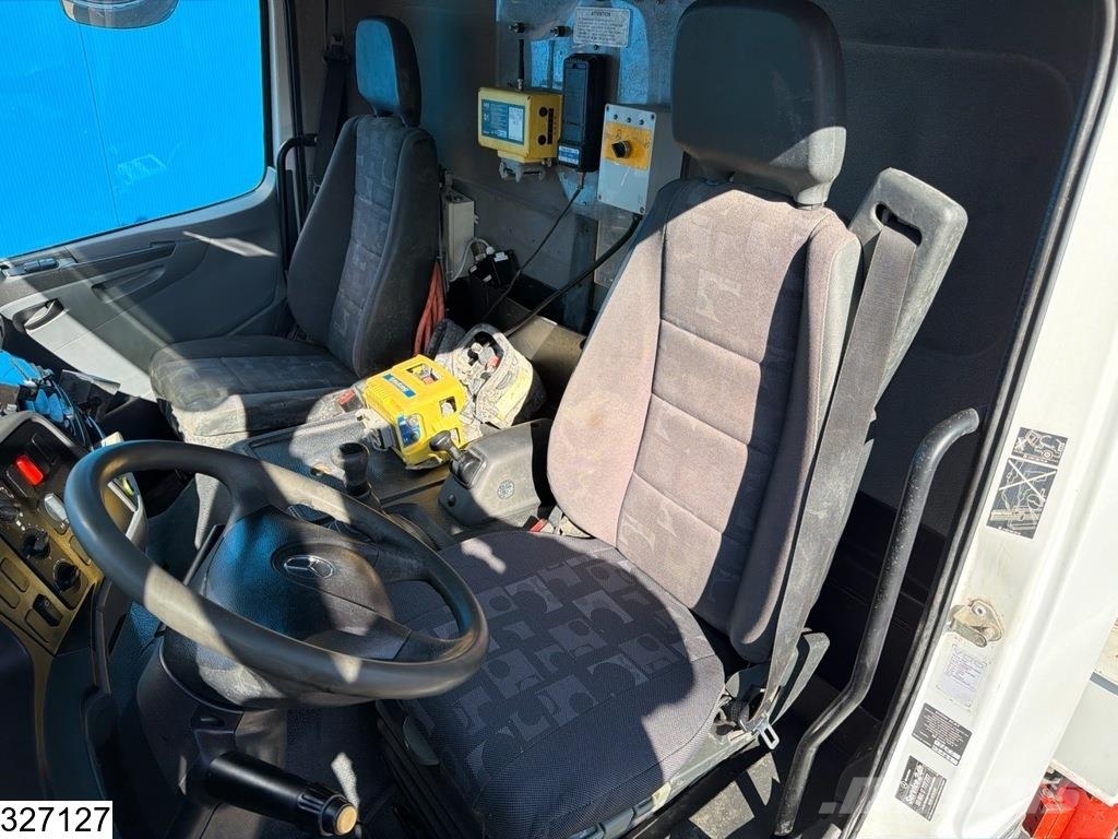 Mercedes-Benz Axor 1829 4x2, Steel suspension, Manual, Sermac مضخات خرسانة