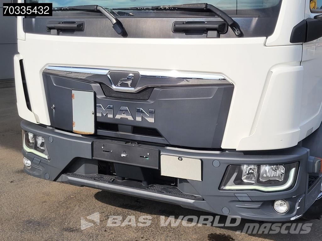 MAN TGL 12.250 4X2 12t Automatic Tailgate AC Euro 6 Tents