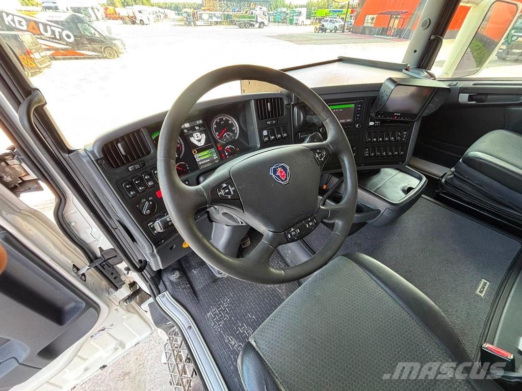 Scania R580 8x4 RETARDER / HYDRAULIC TAILGATE / TIPPER + Bañeras basculantes usadas