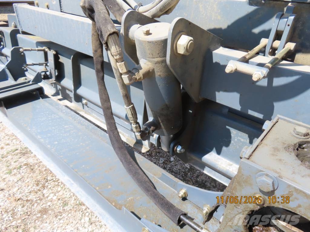 Somero S-10 A ماكينات تشطيب خرسانة