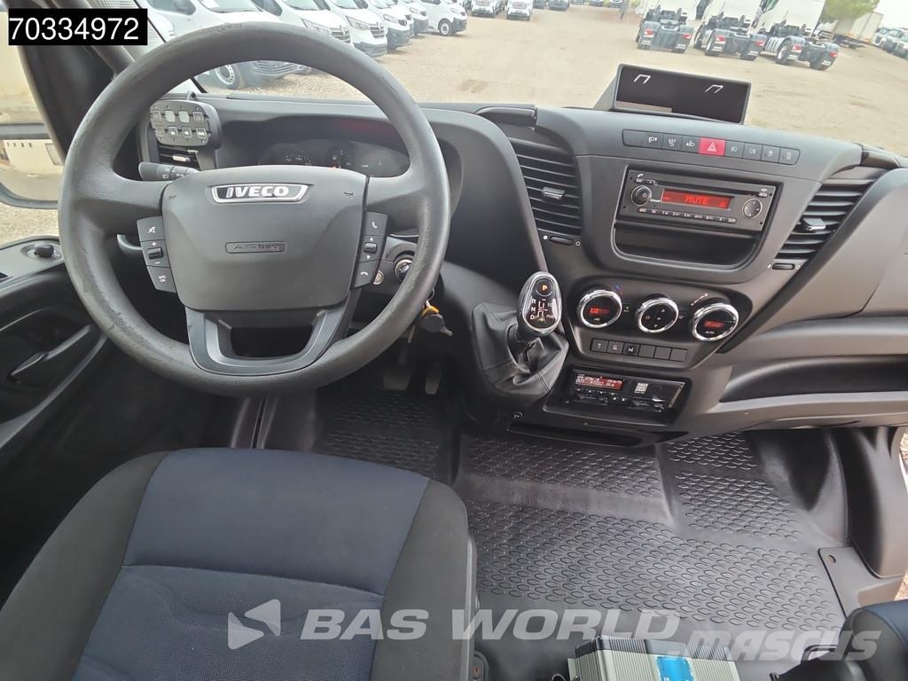 Iveco Daily 70C18 ITV 09-2027 - 3.0L - Automático - Cami Пікапи / Бічне розвантаження