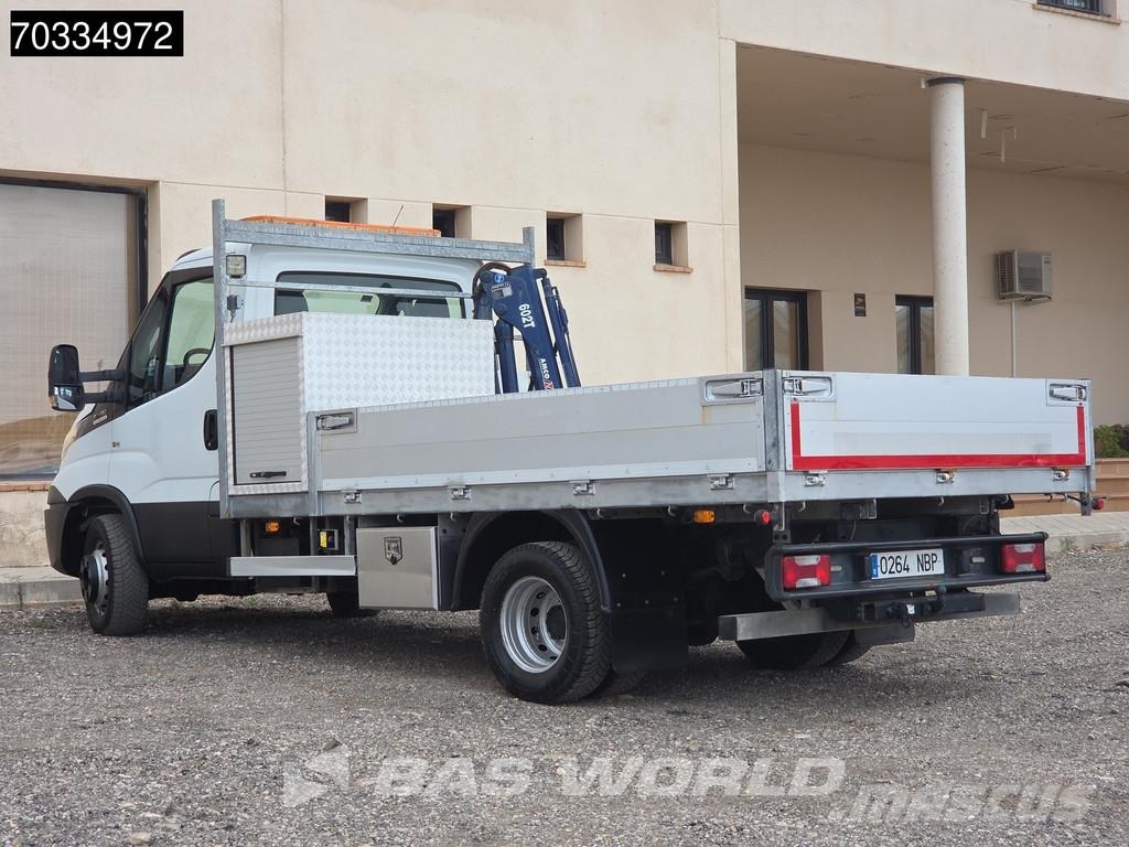 Iveco Daily 70C18 ITV 09-2027 - 3.0L - Automático - Cami Пікапи / Бічне розвантаження
