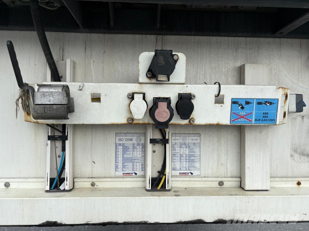 Schmitz Cargobull Trailer Reefer Flower Width & Dual Temp & Double S Hűtős félpótkocsik