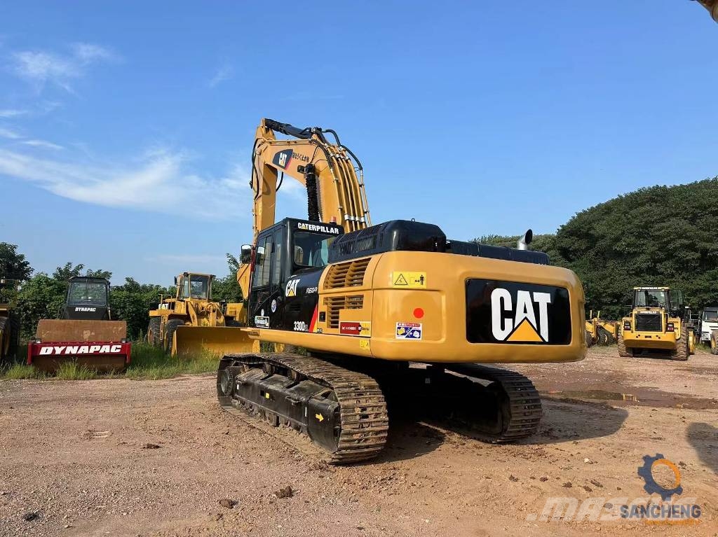 CAT 330D Lánctalpas kotrók