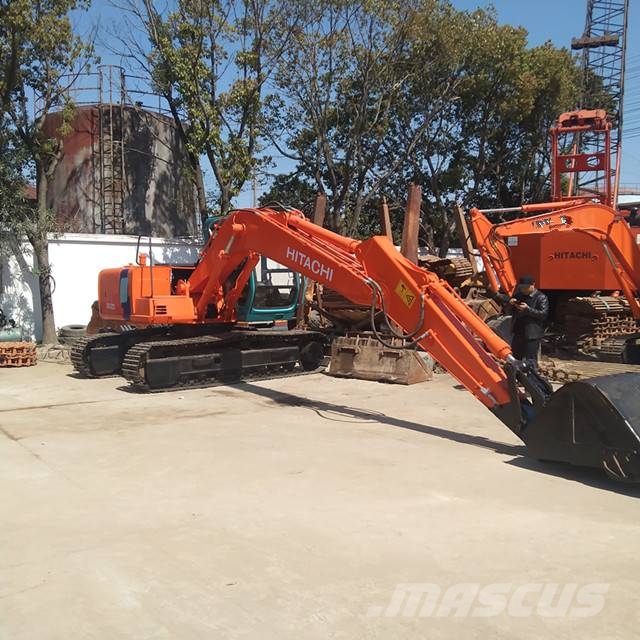 Hitachi EX 120 حفارات زحافة