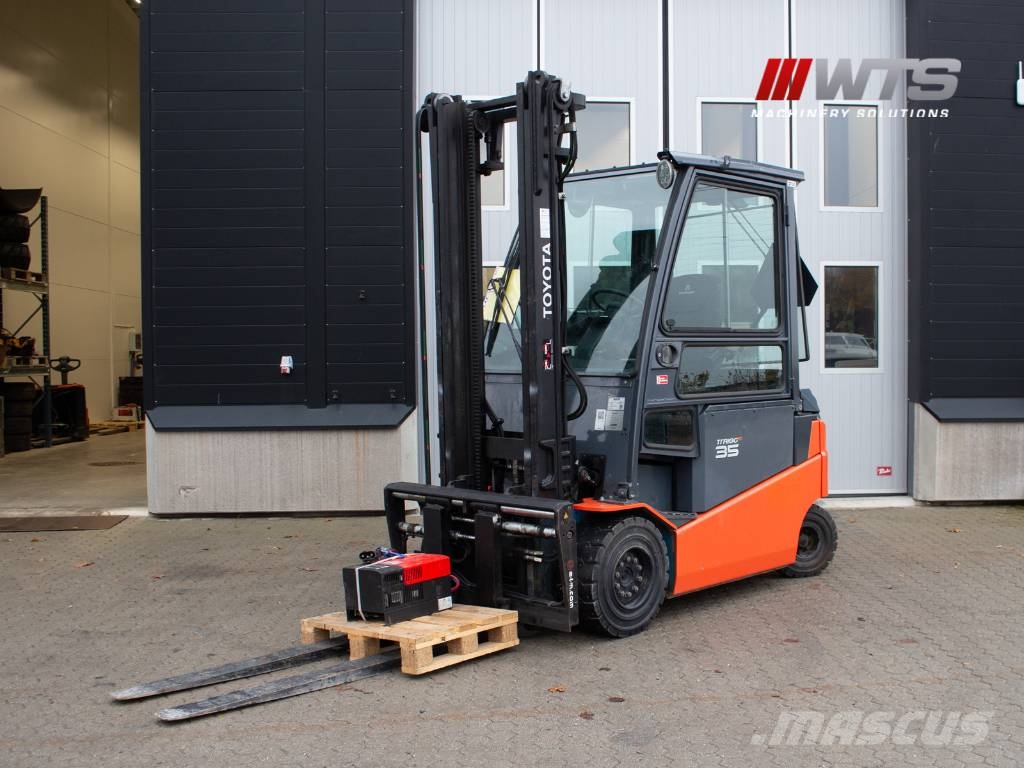 Toyota 8 FBMT 35 | 3700 mm lyfthöjd شاحنات ذات رافعات شوكية تعمل بالكهرباء