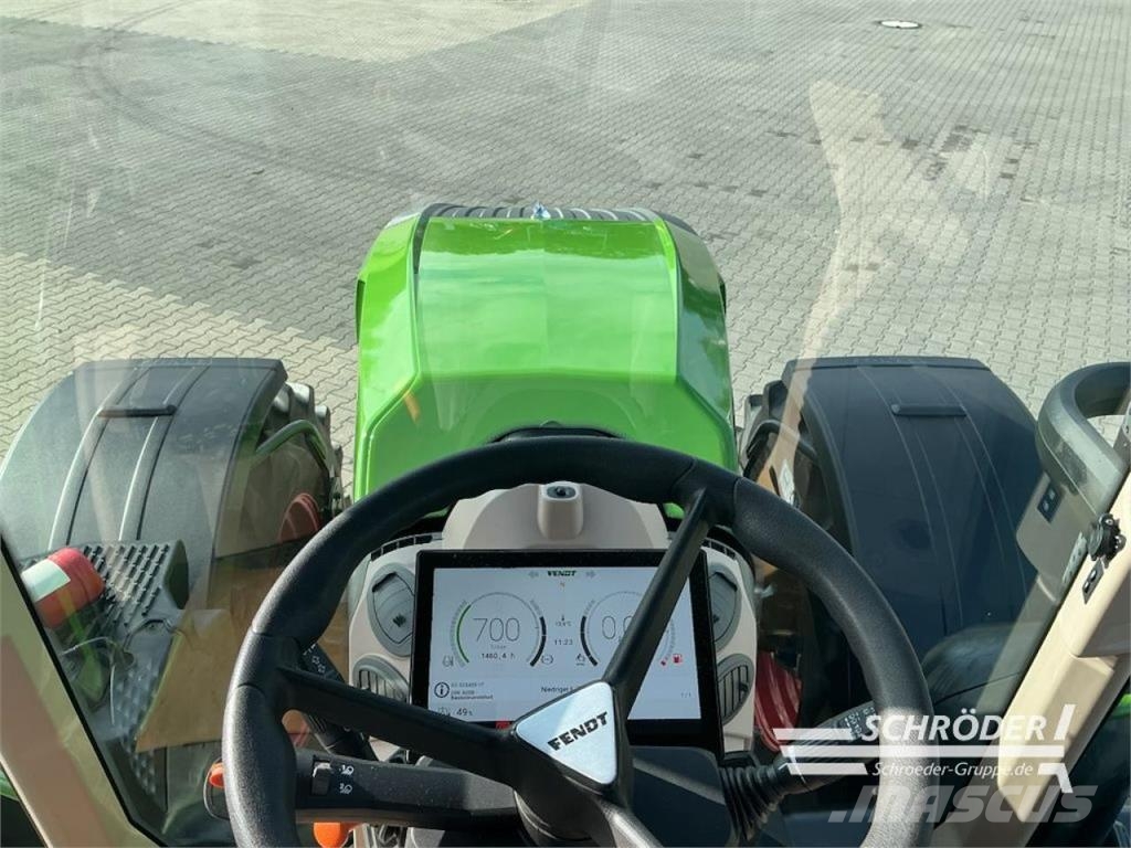 Fendt 728 VARIO GEN7 PROFI PLUS Traktorer