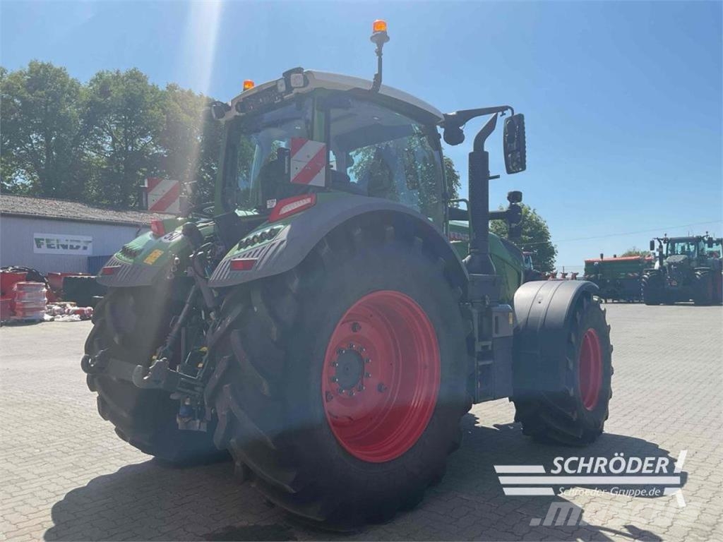 Fendt 728 VARIO GEN7 PROFI PLUS الجرارات