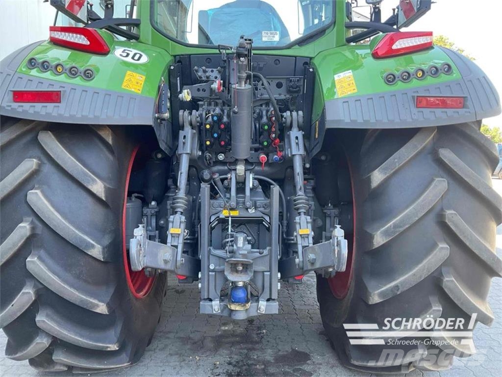 Fendt 728 VARIO GEN7 PROFI PLUS الجرارات