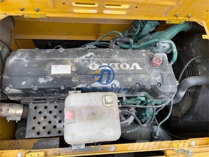 Volvo EC 360 B LC Bageri guseničari