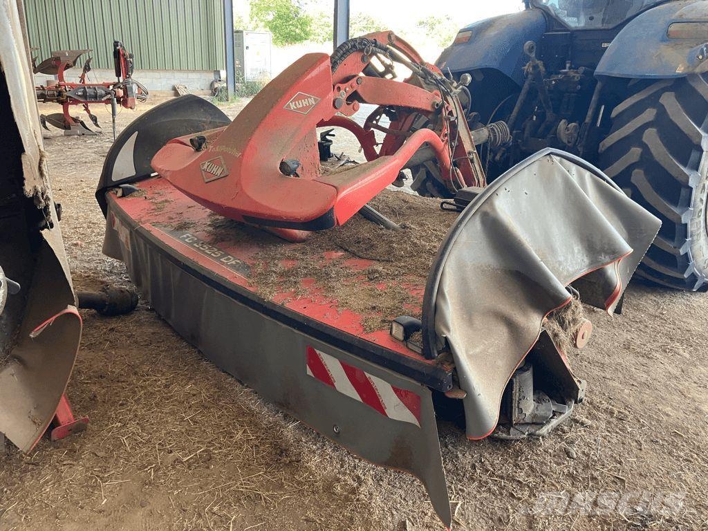 Kuhn FC 9330 D RA + FC 3525 DF FF ماكينات جز العشب