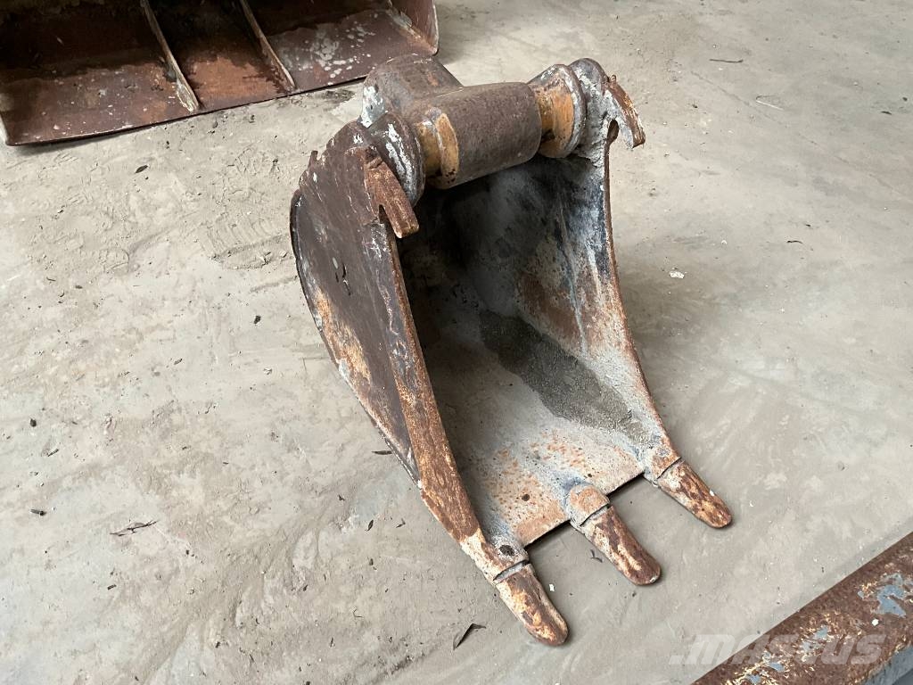 Neuson 75 Z 3 Escavatori medi 7t - 12t