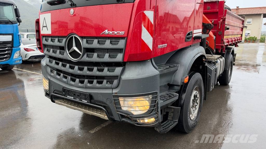 Mercedes-Benz AROCS 1833 4X2 TIPPER - CRANE PK9001 EH Kiper tovornjaki