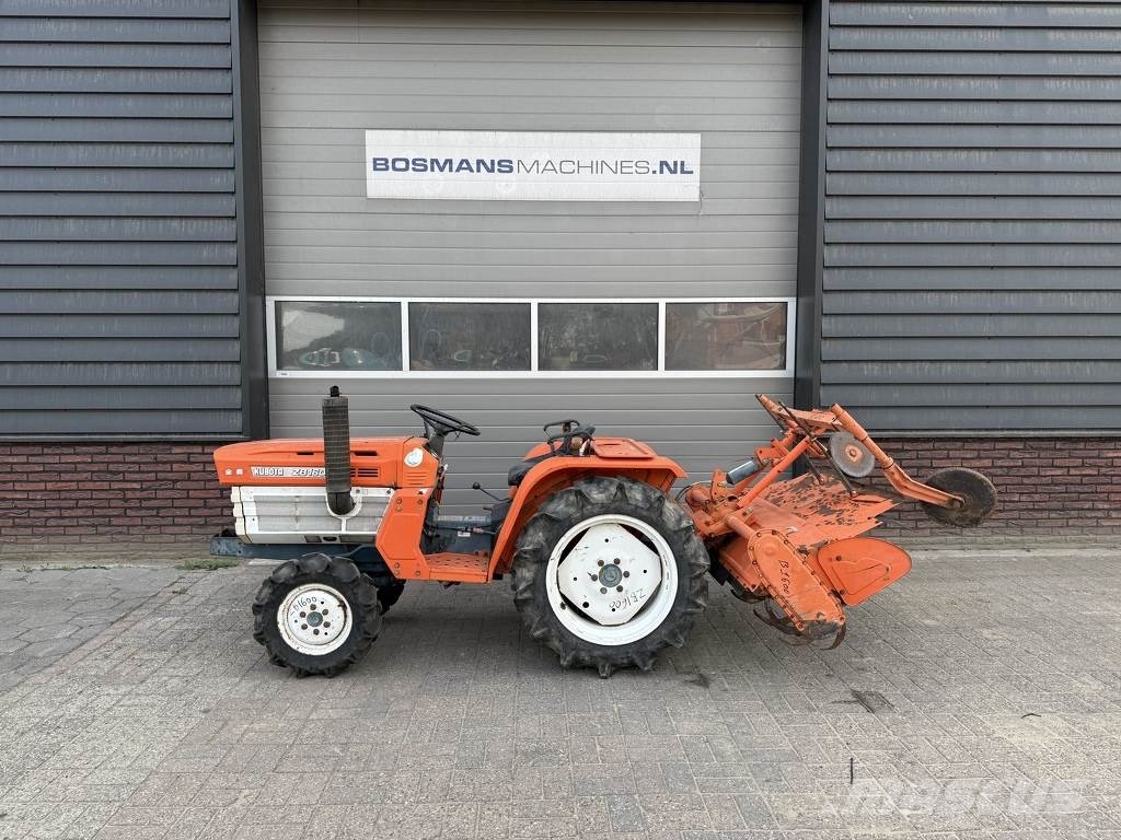 Kubota B1600 4WD 20 PK minitractor + frees, 1979, Neer