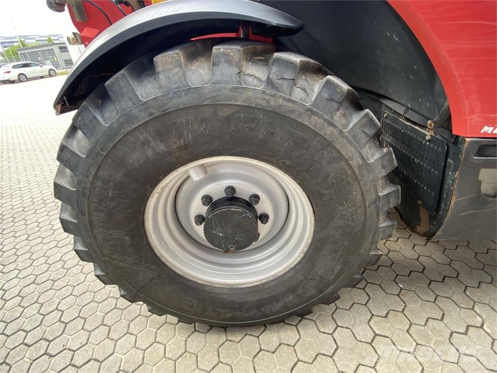 Manitou MLT841-145PS+ ELITE ST5 Teleskopické nakladače pre poľnohospodárstvo