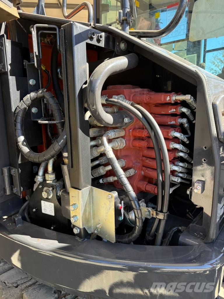 Hitachi ZX 85, ZX85 Midikaivukoneet 7t - 12t