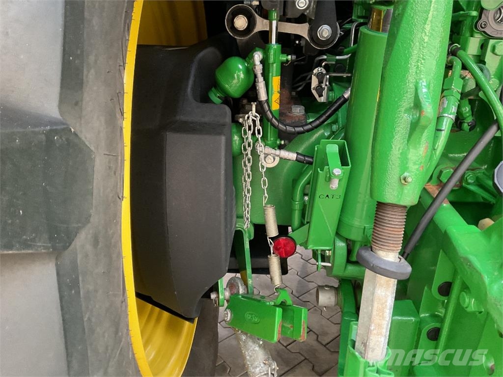 John Deere 6R 215 Traktory