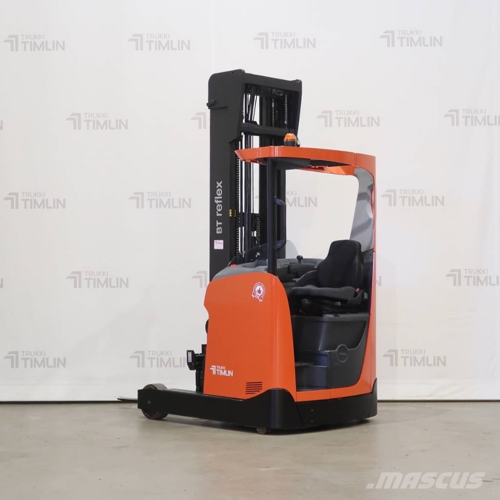 Toyota RRE140H Retraky