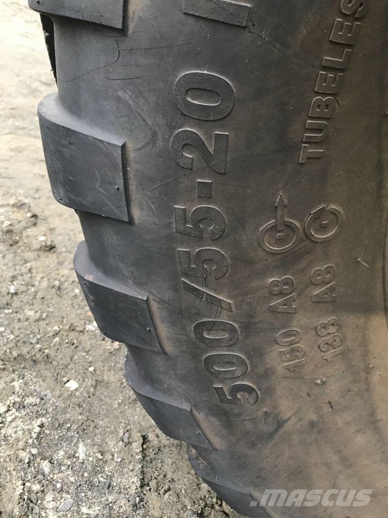 John Deere V 451 M MAXICUT 13 COUTEAUX Rotopresse