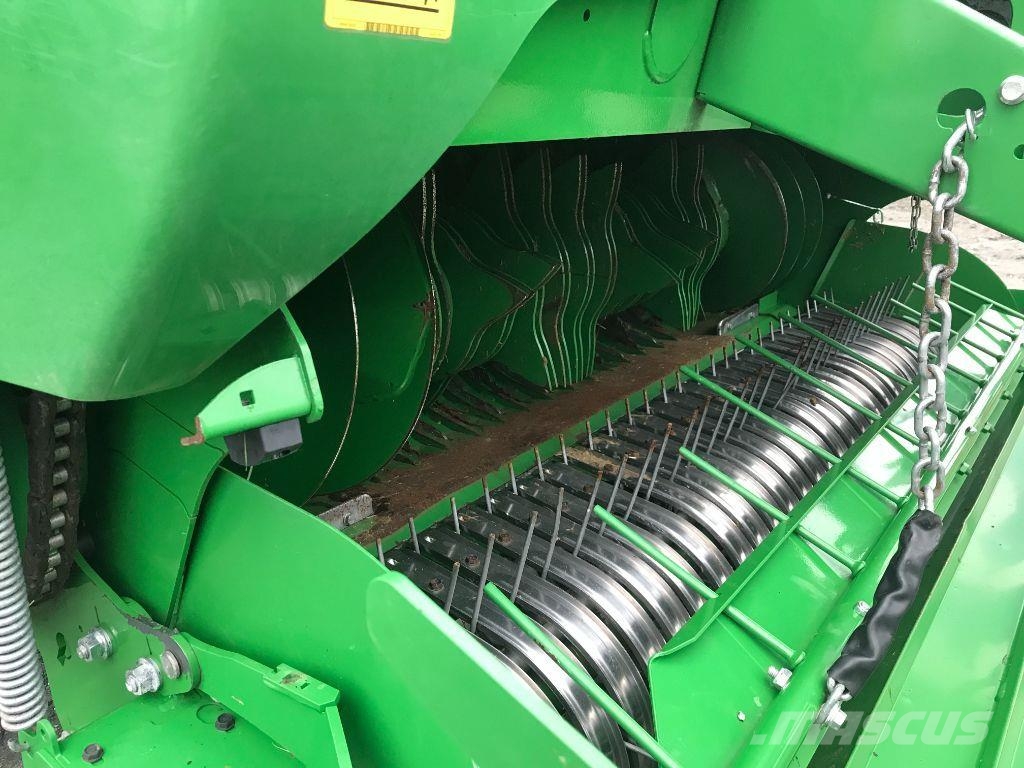 John Deere V 451 M MAXICUT 13 COUTEAUX Rotopresse