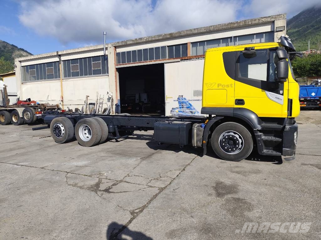 Iveco HI-STREET 260S46 شاحنات قلابة