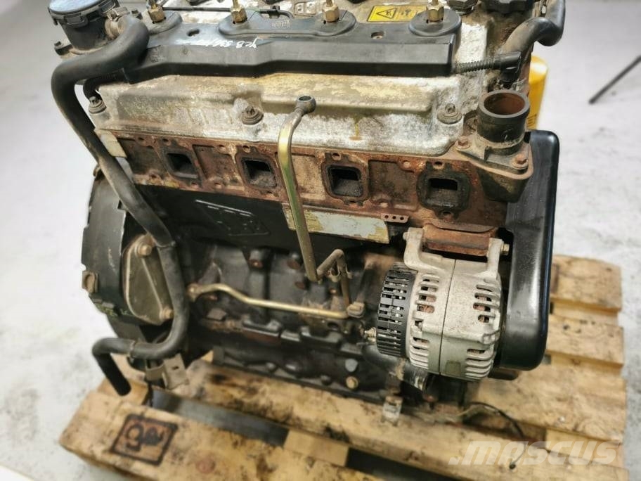 JCB 536-70 {JCB TCAE-97} Cylinder head Motorer