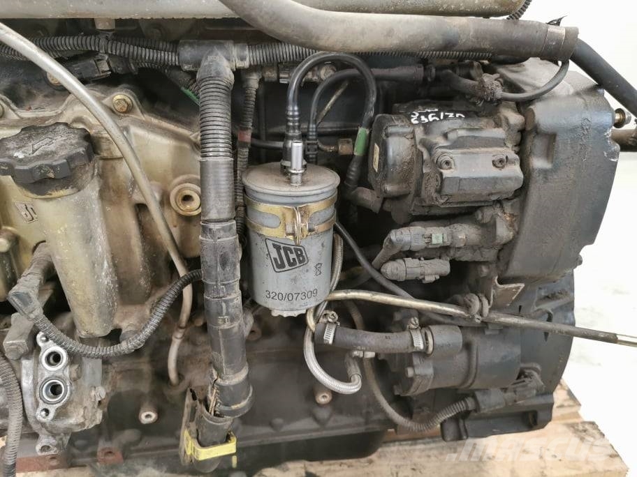 JCB 536-70 {JCB TCAE-97} Cylinder head Motorer