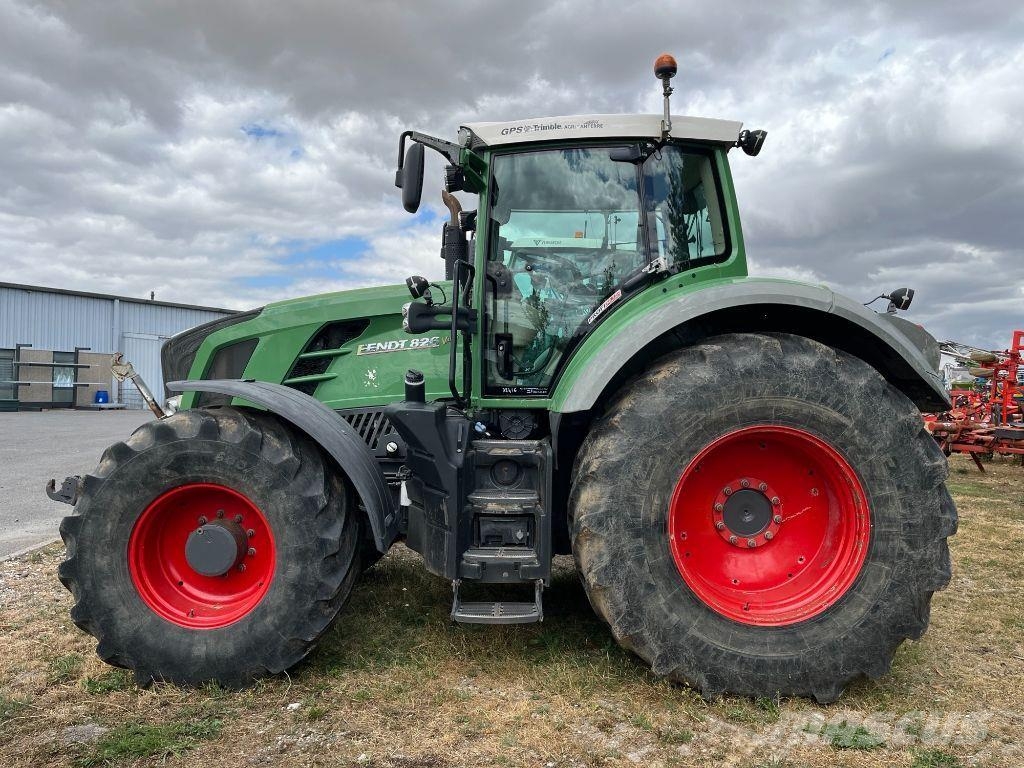 Fendt 826 SCR VARIO PROFI + Трактори