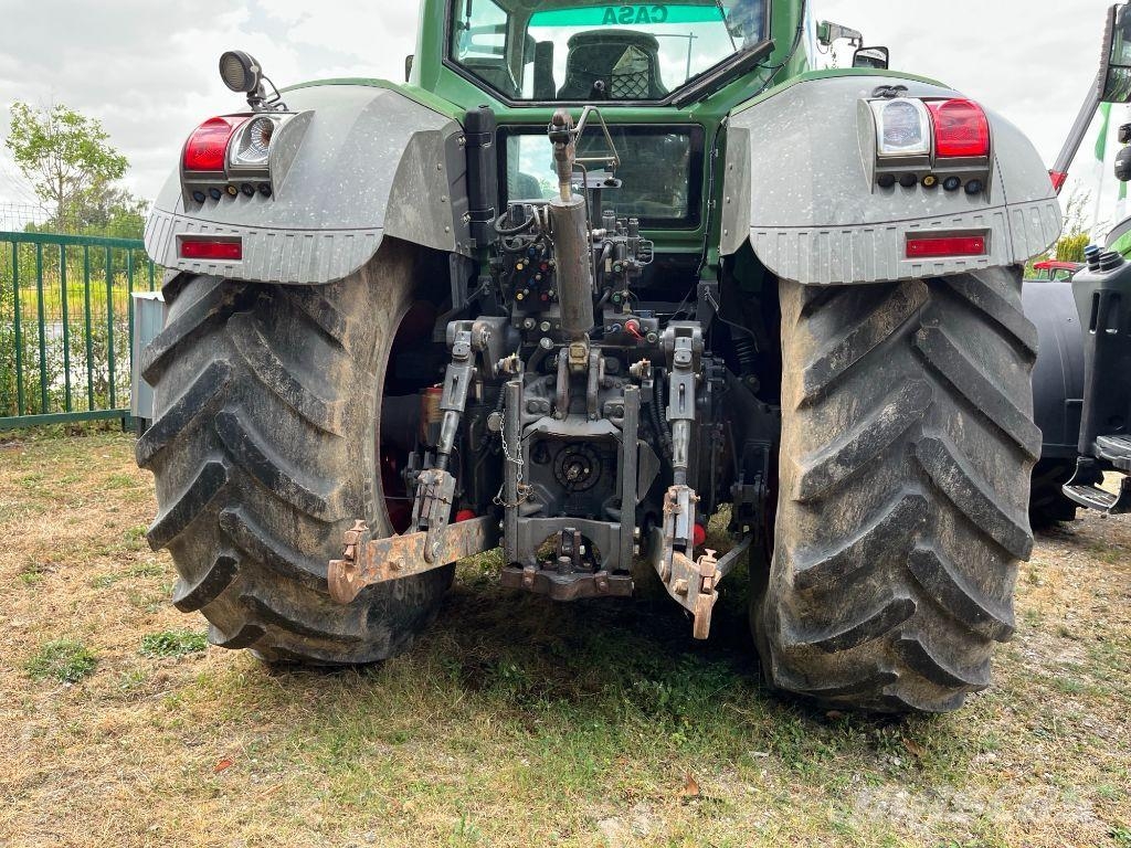 Fendt 826 SCR VARIO PROFI + Трактори