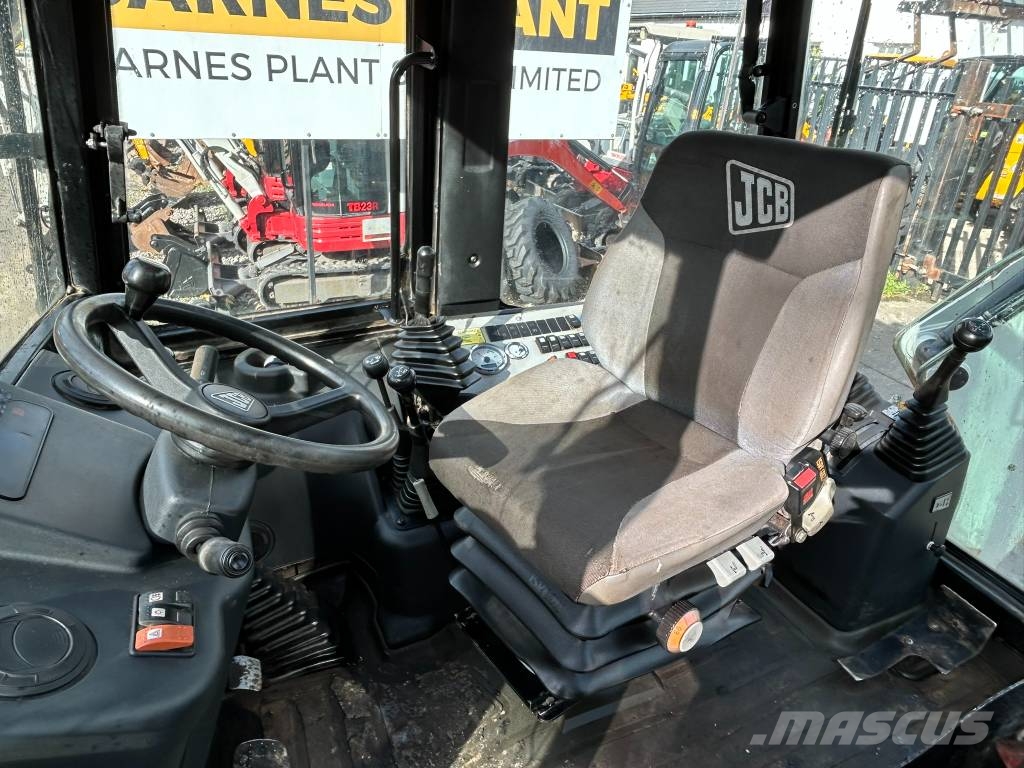 JCB 2 CX Streetmaster لوادر ذات جرافات عكسية