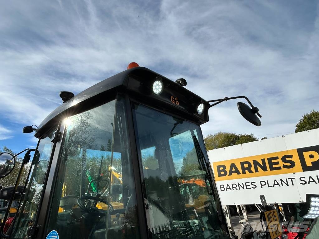 JCB 2 CX Streetmaster لوادر ذات جرافات عكسية