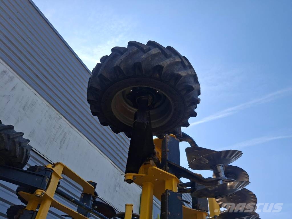 Bednar Swifter XO 6000 F H Культиваторы сплошные