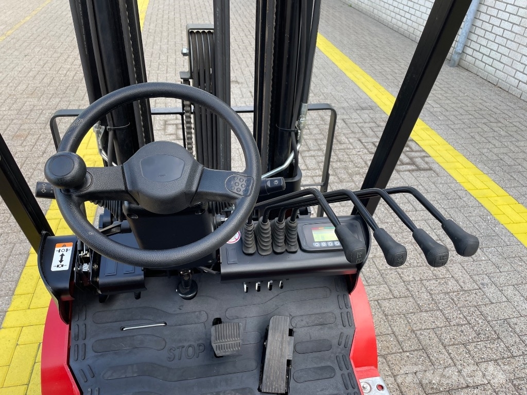EP EFL 181 Elektrische heftrucks