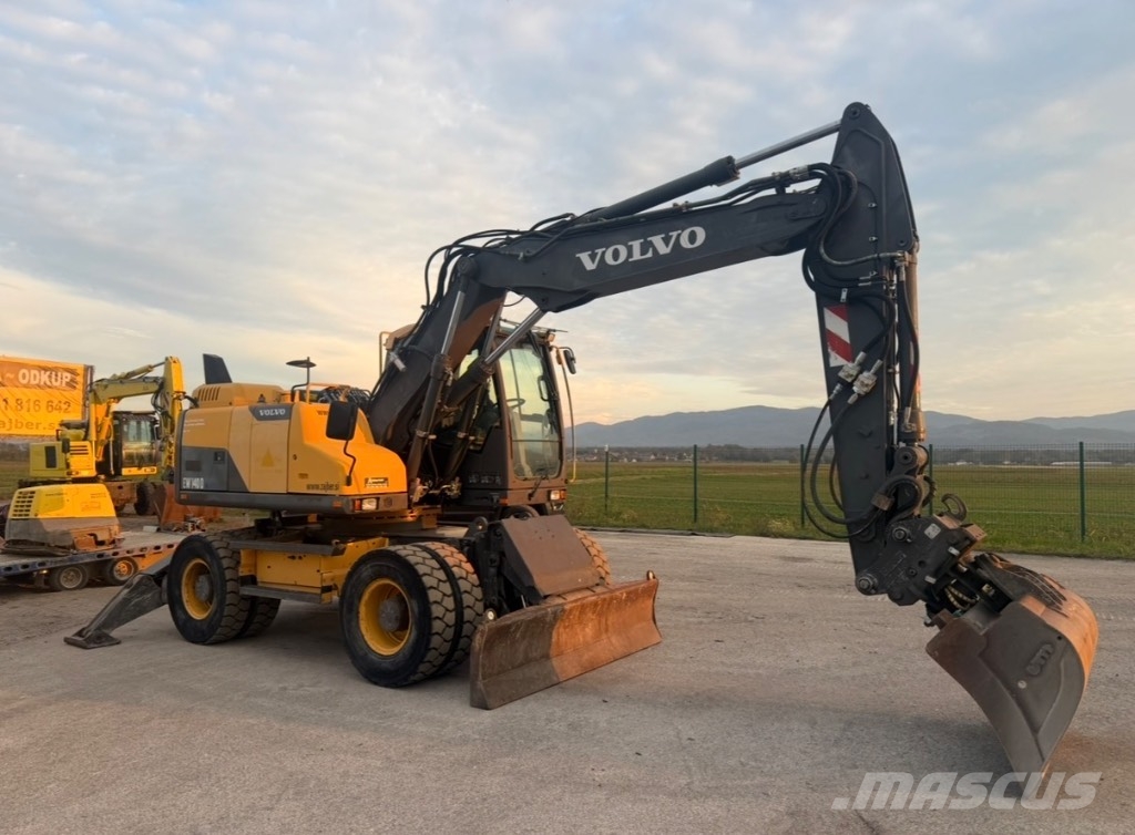 Volvo EW 140 D Kolová rýpadla