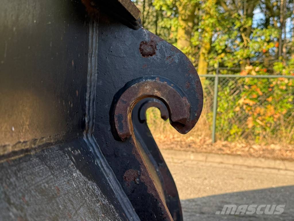 Volvo L50 / L60 / L70 / L90 front loader bucket Kaušai