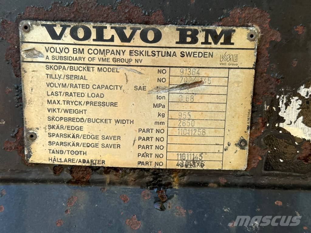Volvo L50 / L60 / L70 / L90 front loader bucket Kaušai